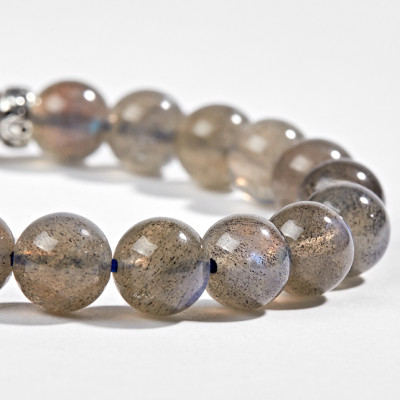 Vòng Đá Xà Cừ Xám Ánh Xanh Phối Charm Bạc Ngọc Quý Gemstones
