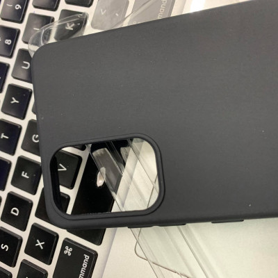 ỐP lưng Silicone dẻo màu đen VuCase Samsung Galaxy A32 4G - Hàng nhập khẩu