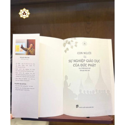 Sách - Con Người Và Sự Nghiệp Giáo Dục Của Đức Phật - Vĩnh Nghiêm Books