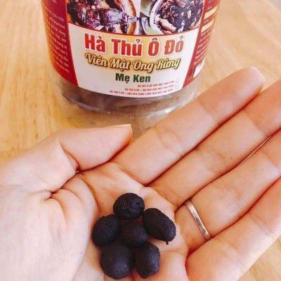 COMBO HAI HỘP HÀ THỦ Ô ĐỎ MẸ KEN-Loại có thành phần đậu đen giảm nóng trong, 2 hộp 1 ký 