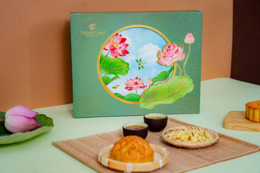 Hộp bánh trung thu 4 bánh chay 220g - Thành Long - Combo chay trăng/ chay 4 880g - Tặng 1 hộp trà - Việt Nam