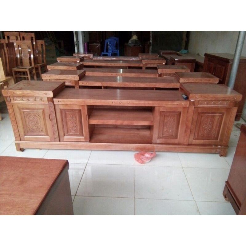kệ tivi gỗ tư nhiên giá thật