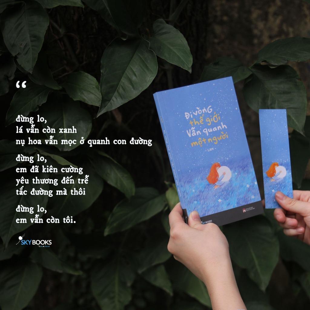 Sách - Combo: Đi Vòng Thế Giới Vẫn Quanh Một Người + Trốn Lên Mái Nhà Để Khóc - AZ Việt Nam