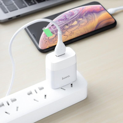 Bộ Sạc Hoco C72 Cho iPhone, iPad.,.. - Sạc Nhanh Tối Đa 2.1 A, Bảo Vệ Mạch Điện - Hàng Chính Hãng