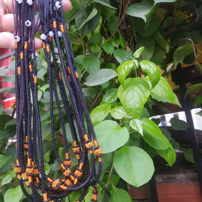 Sợi Dây ĐEN Đeo Cổ Mới Viền Họa Tiết màu Vàng 2 Bên dạng Rút đẹp Size dây dầy 3mm x dài trồng cổ Anh Chị tự chỉnh theo ý 23cm - 30cm Phối với mặt Phật, mặt dây chuyền nam nữ đeo được hết ạ