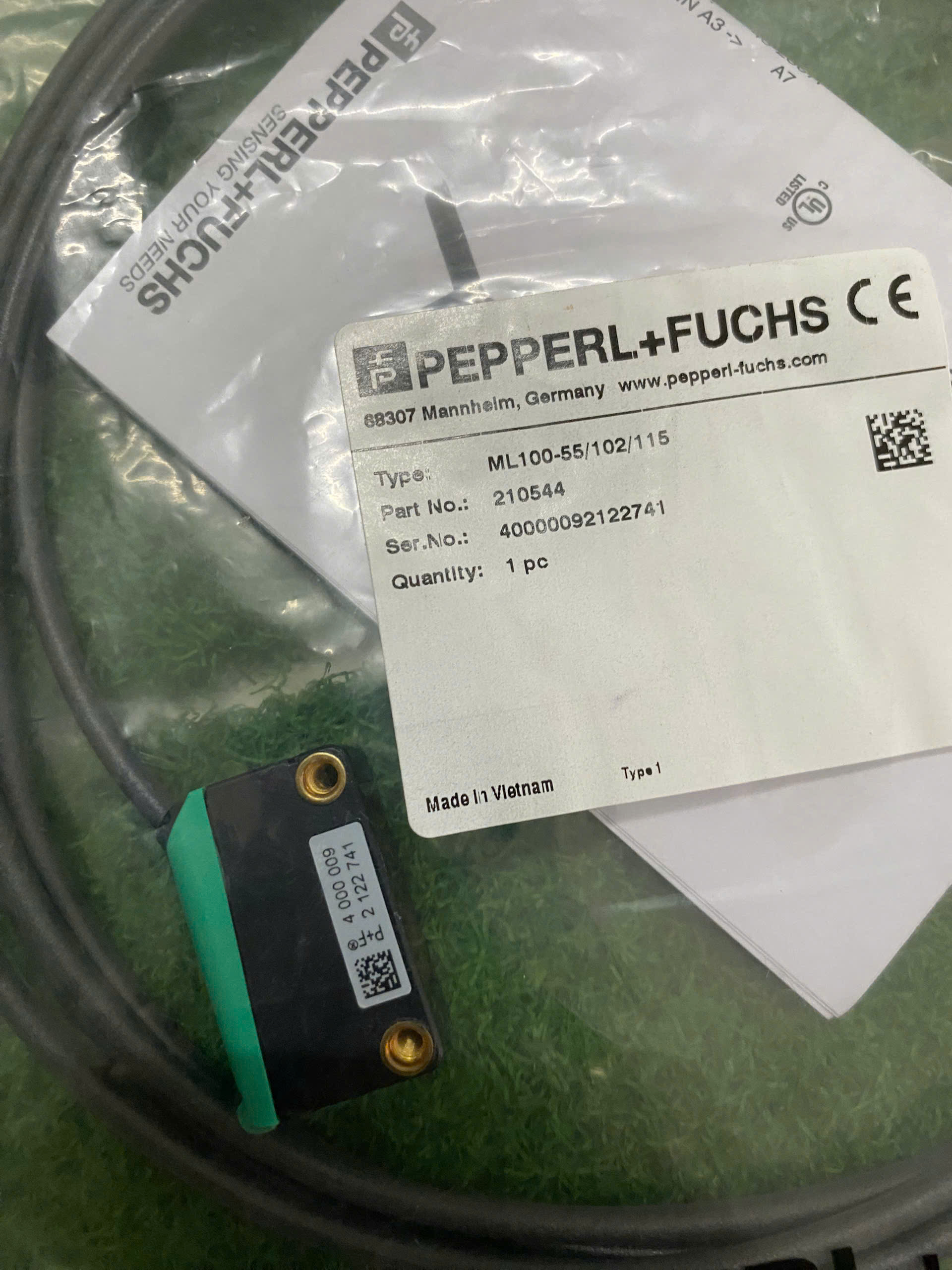 |Hàng chính hãng| Cảm biến quang ML100-55/102/115 P+F Part no. 210544