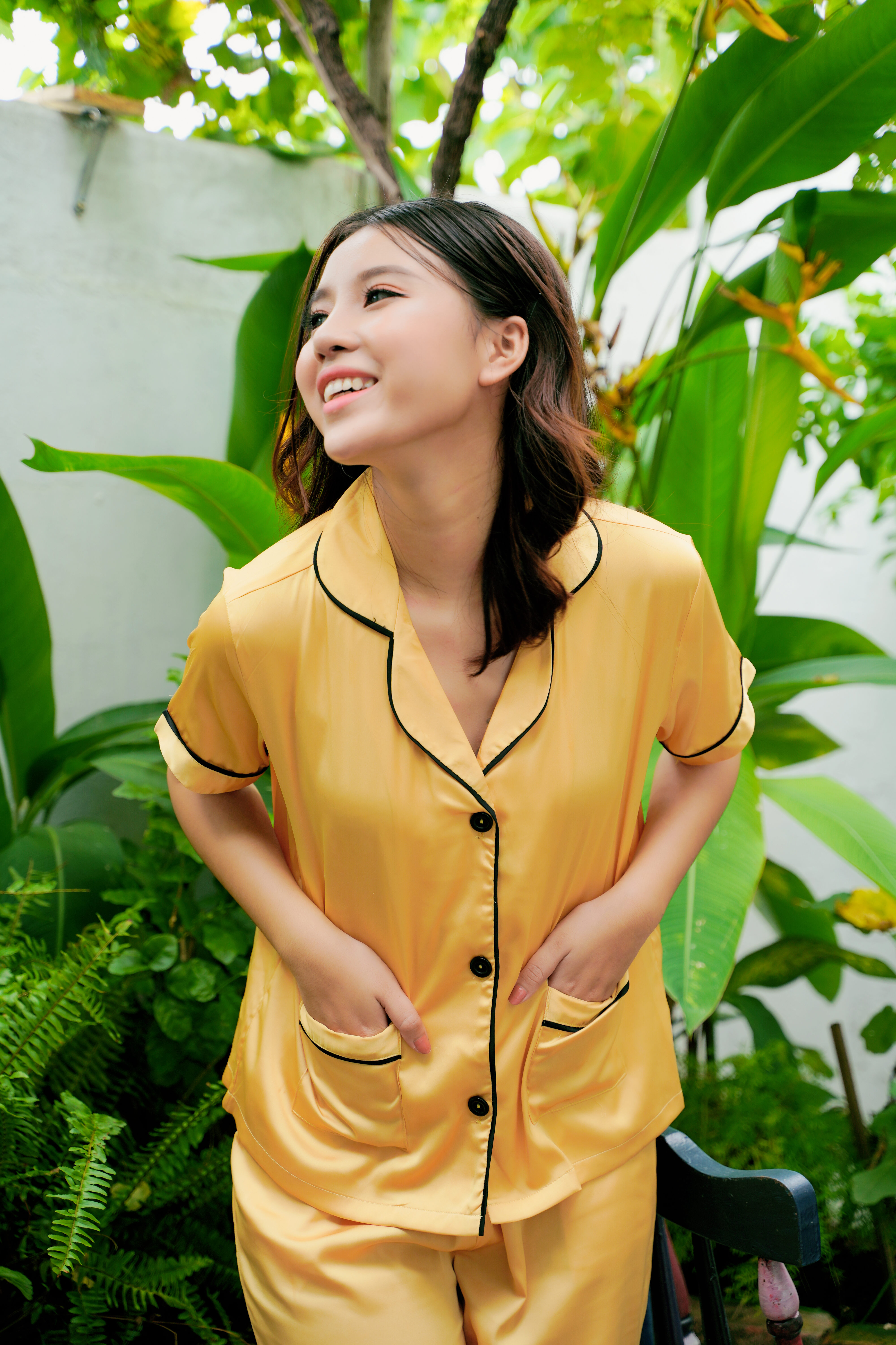 Bộ đồ ngủ pijama dài Pink Stull vàng viền kẻ