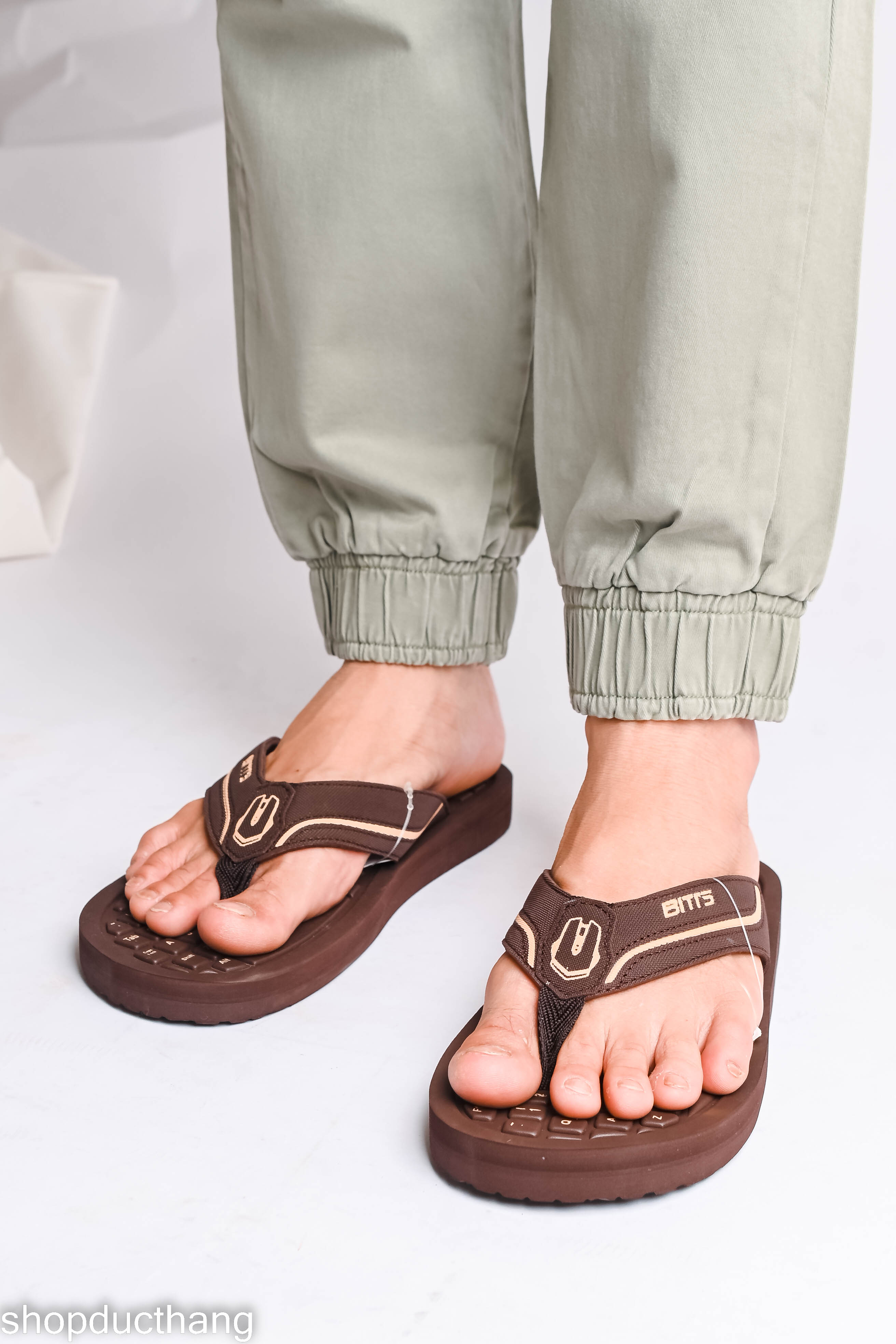 Dép quai kẹp Biti