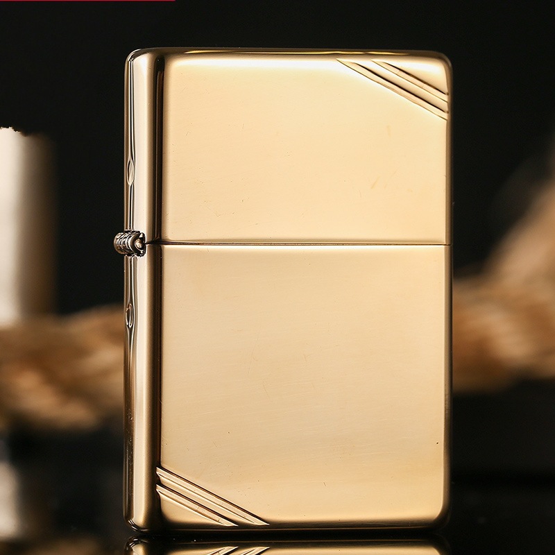 Vỏ Hột Quẹt Bật Lửa Hộp Quẹt Xăng Đá Zorro Z5000B Họa Tiết Chặt Góc Màu Vàng / Bạc - Dùng Xăng Bấc Đá Cao Cấp