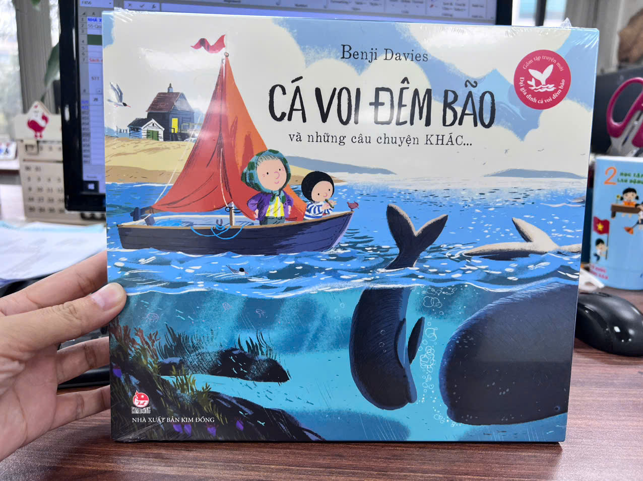 Combo Cá Voi Đêm Bão Và Các Câu Chuyện Khác (Trọn Bộ 4 Cuốn)