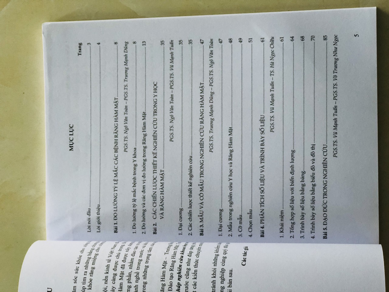 Sách - Phương Pháp Nghiên Cứu Khoa Học Trong Răng Hàm Mặt (Dùng Cho Sinh Viên Răng Hàm Mặt) (DN)
