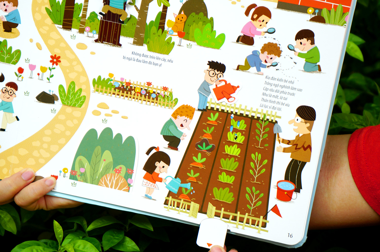 Sách Tương Tác Đinh Tị - Bách Khoa Kỹ Năng Sống Đa Tương Tác - Sách Lật Mở Chuyển Động Dành Cho Bé Từ 0-6 Tuổi (4 Chủ Đề)
