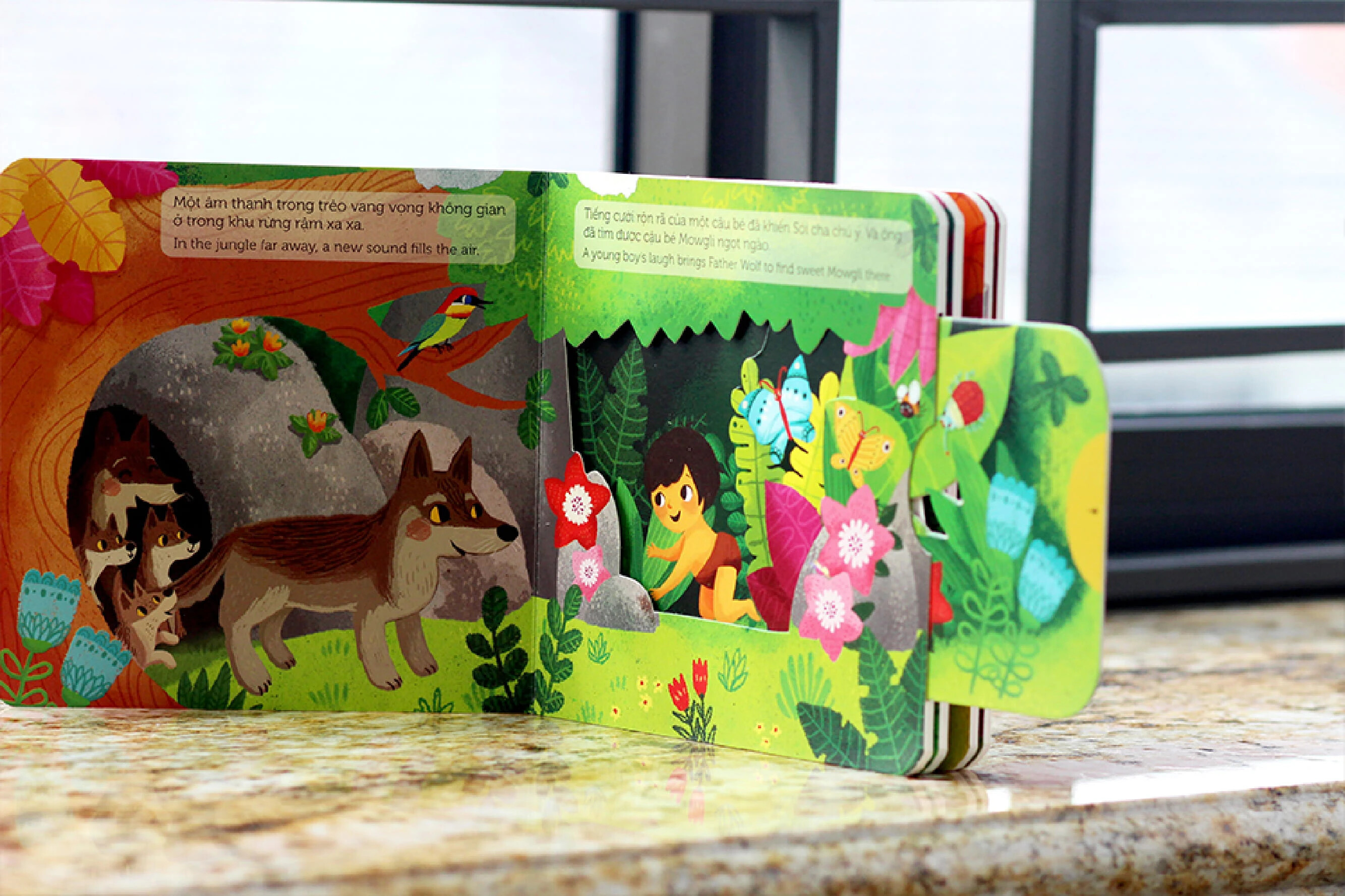 Sách Tương Tác, Chuyển Động - Bộ First Stories Cho Bé 0 - 6 Tuổi