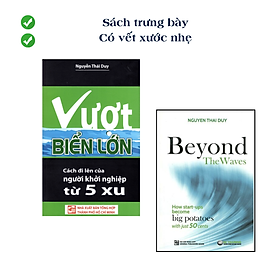 CK50% SÁCH TRƯNG BÀY - Combo 2 cuốn: Vượt biển lớn + Beyond The Ways (Phiên bản tiếng Anh của Vượt Biển Lớn)