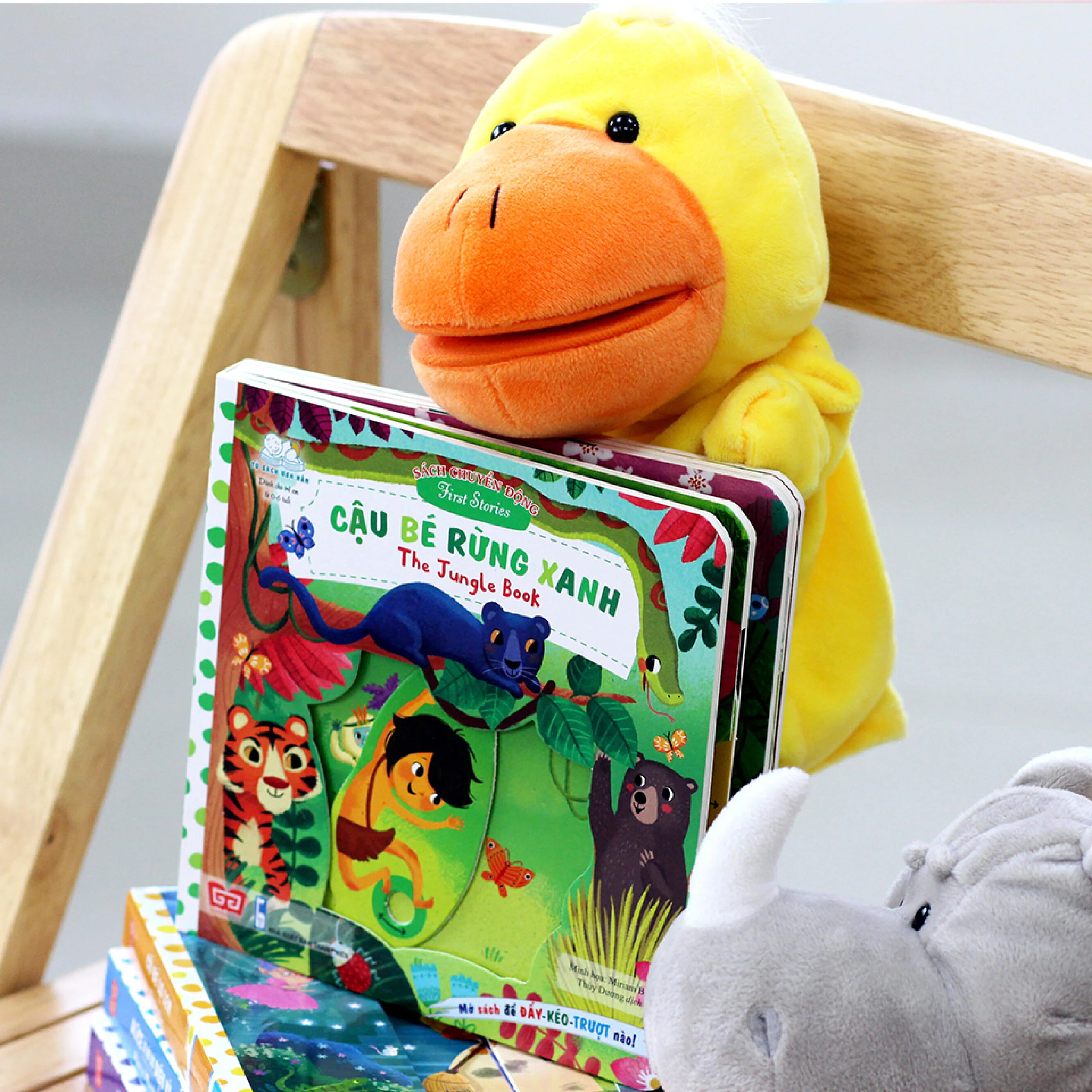 Sách Tương Tác, Chuyển Động - Bộ First Stories Cho Bé 0 - 6 Tuổi