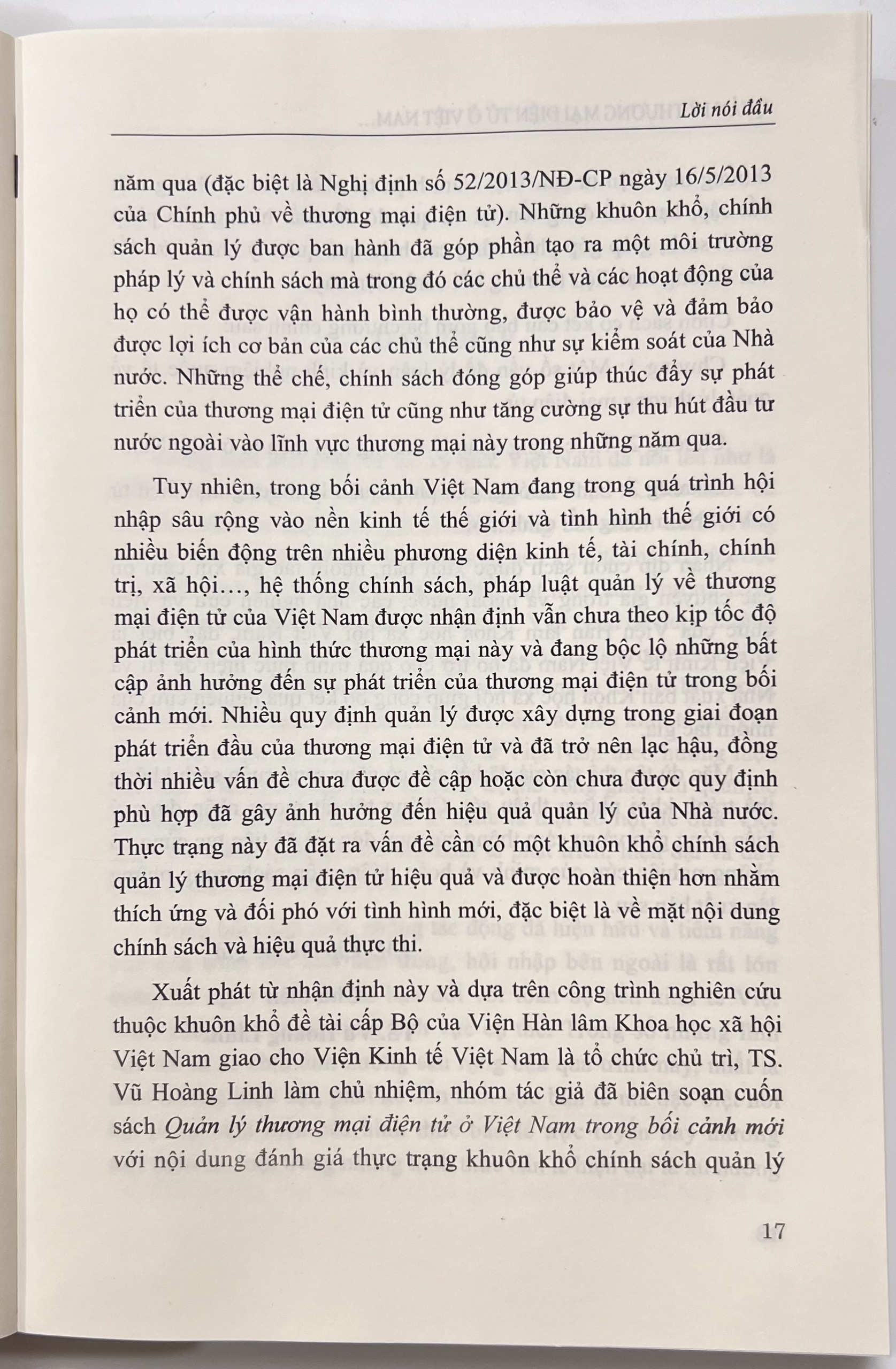 Sách - Quản Lý Thương Mại Điện Tử Ở Việt Nam Trong Bối Cảnh Mới