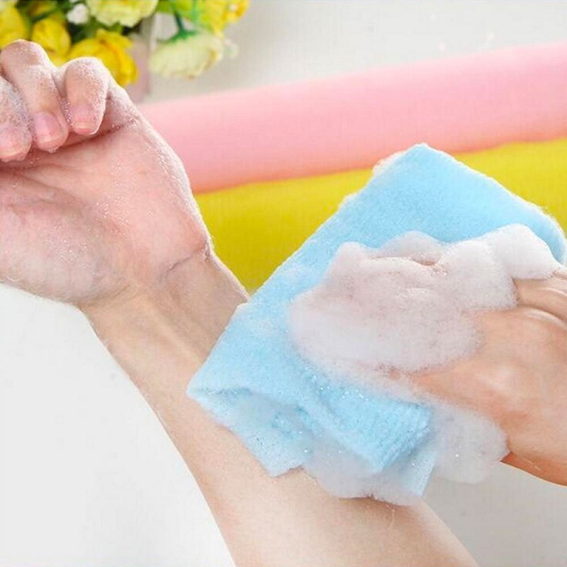 Combo 1 dầu gội dưỡng chất suôn mượt Heavening 750ml + 1 Khăn tắm tạo bọt Whip