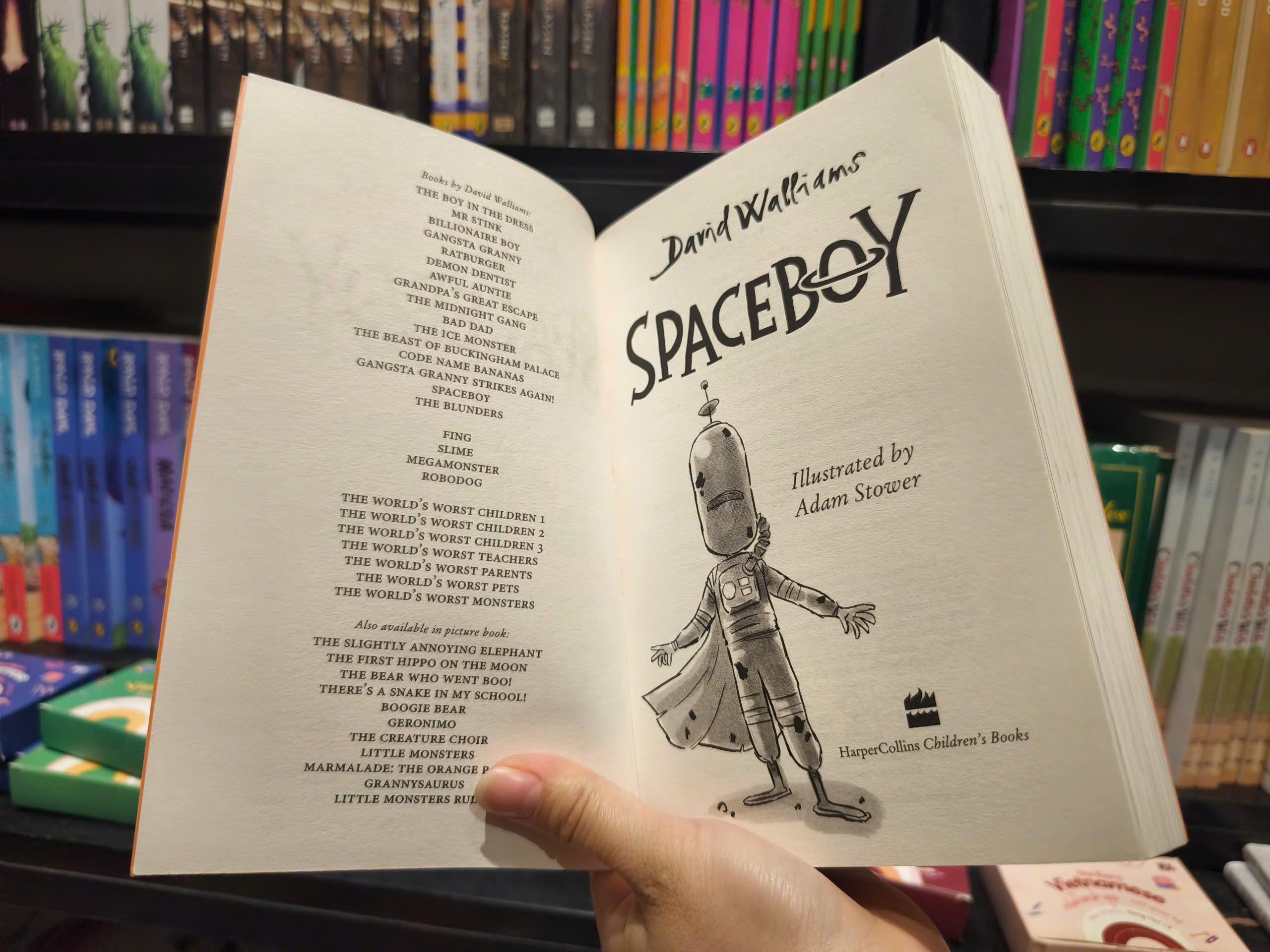 Sách - Spaceboy: The epic and funny new illustrated children’s book from multi-million bestselling author David Walliams