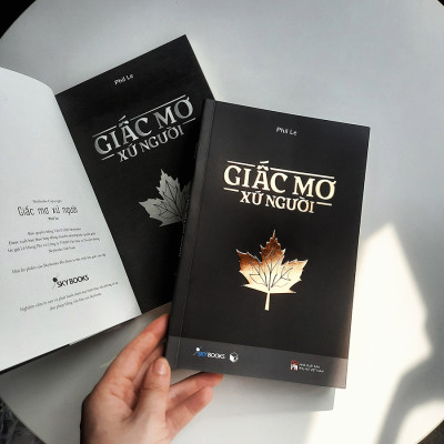 Sách - Giấc Mơ Xứ Người - AZ