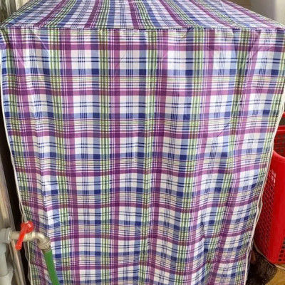 Áo bọc máy giặt cửa trên cho máy từ 9 - 10 kg , vải dù siêu bền , thoáng khí , chống nước , chống bụi tốt bảo vệ máy khỏi mưa nắng khi để ngoài trời ,giao màu ngẫu nhiên