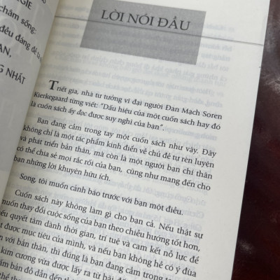 (Tác giả cuốn Think and Grow Rich -Napoleon Hill) TƯ DUY TÍCH CỰC TẠO THÀNH CÔNG – Vương Long dịch - First News – bìa mềm