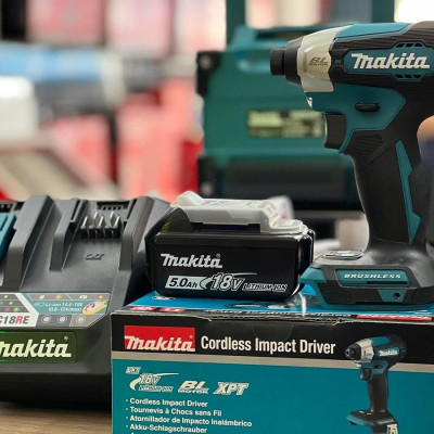 MÁY VẶN VÍT DÙNG PIN BL 18V MAKITA DTD157Z (KHÔNG KÈM PIN VÀ SẠC) - HÀNG CHÍNH HÃNG