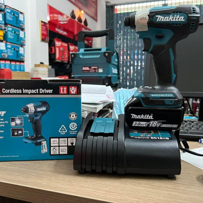 MÁY VẶN VÍT DÙNG PIN BL 18V MAKITA DTD157Z (KHÔNG KÈM PIN VÀ SẠC) - HÀNG CHÍNH HÃNG
