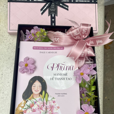 (Combo 2 cuốn Dale Carnegie) ĐẮC NHÂN TÂM DÀNH CHO PHỤ NỮ và PHỤ NỮ MẠNH MẼ ĐỂ THANH TAO – Thanh Hương dịch – Liên Việt Books – NXB Văn Học (bìa mềm)