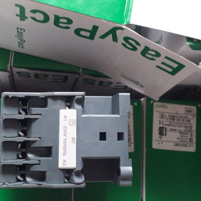 Khởi động từ LC1E3210 Schneider 3P-32A, 15kW coil 220V 50/60Hz | Hàng Chính hãng |
