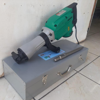 MÁY ĐỤC BÊ TÔNG 30MM 1010W DCA AZG02-15 - HÀNG CHÍNH HÃNG