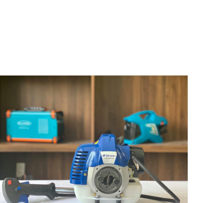MÁY CẮT CỎ CHẠY XĂNG 2 THÌ 0.9KW DEWOO DW-330R- HÀNG CHÍNH HÃNG