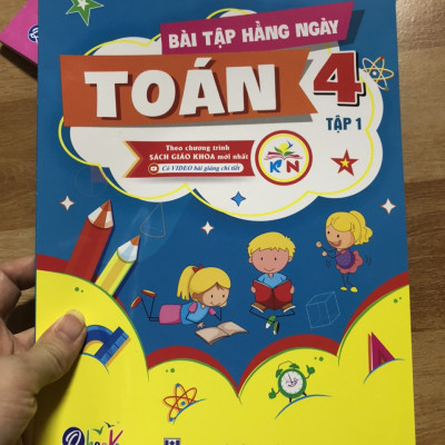 bộ 2 cuốn bài tập hàng ngày toán và tiếng việt lớp 4 học kì 1 - kết nối mới nhất 2023