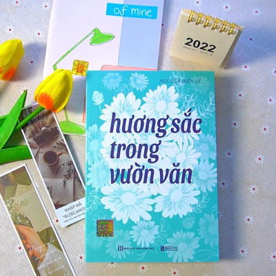 Sách - Hương Sắc Trong Vườn Văn - MCBooks